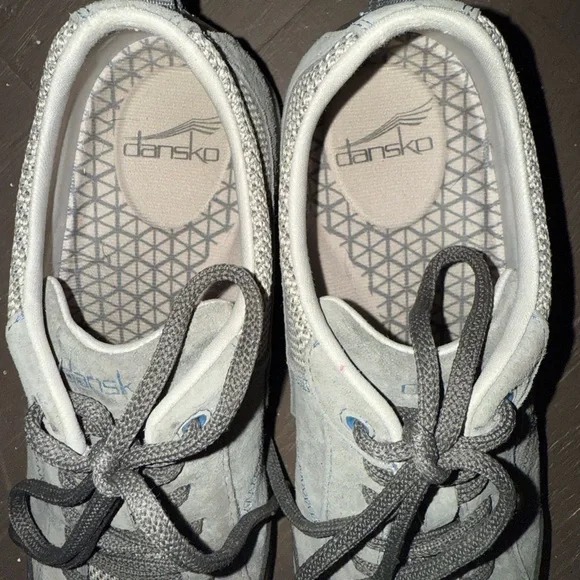 Dansko “paisley” Women's Light Gray Sneakers - Picture 3 of 9